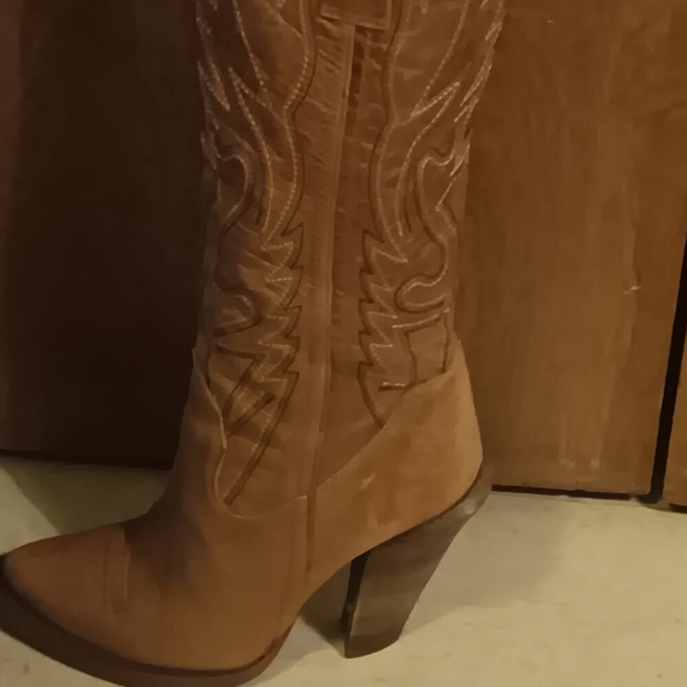 Cowboy boots by Jessica Simpson